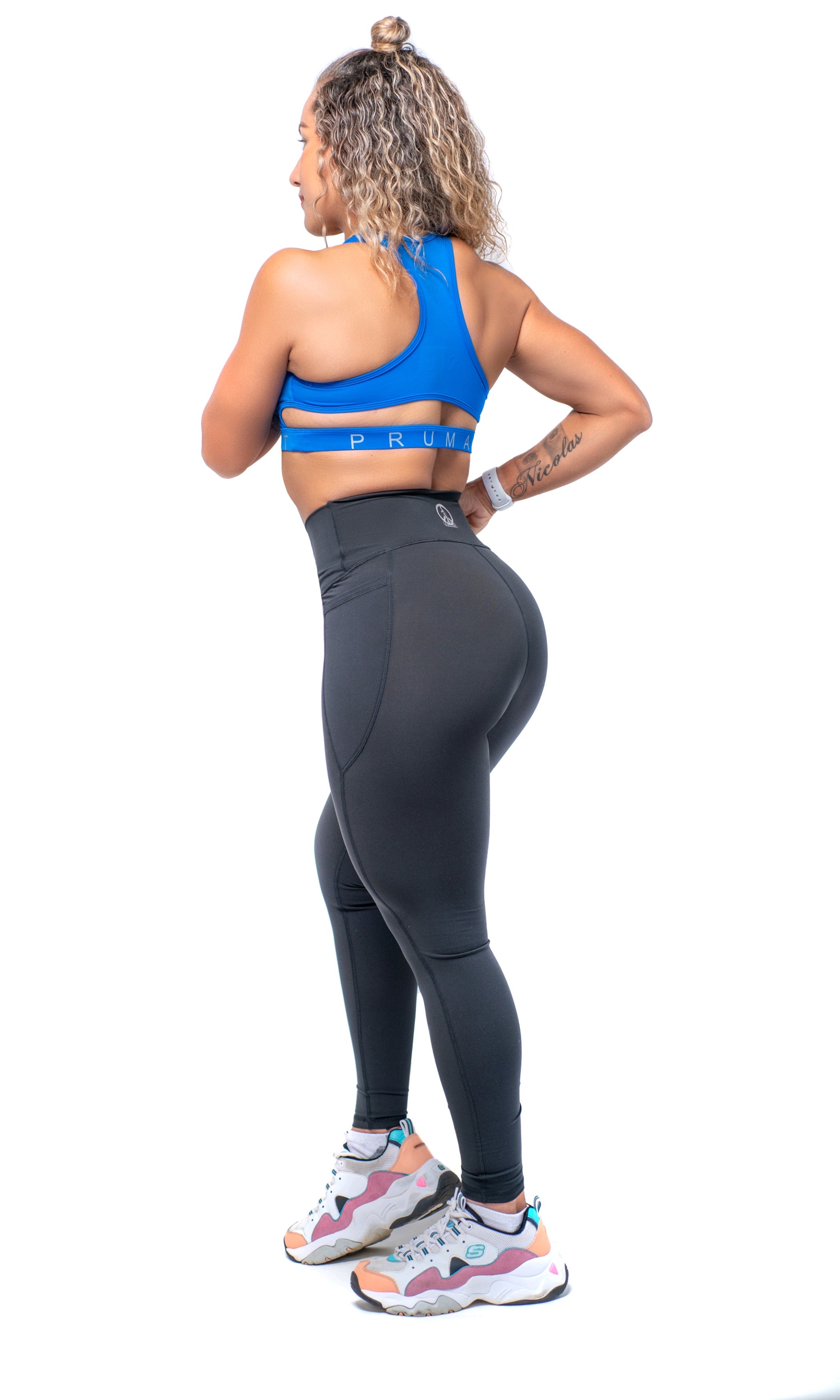 Leggings High Performance Stretch Pants | Booty Lifting Style | Black –  PRUMATT Performance Active Wear